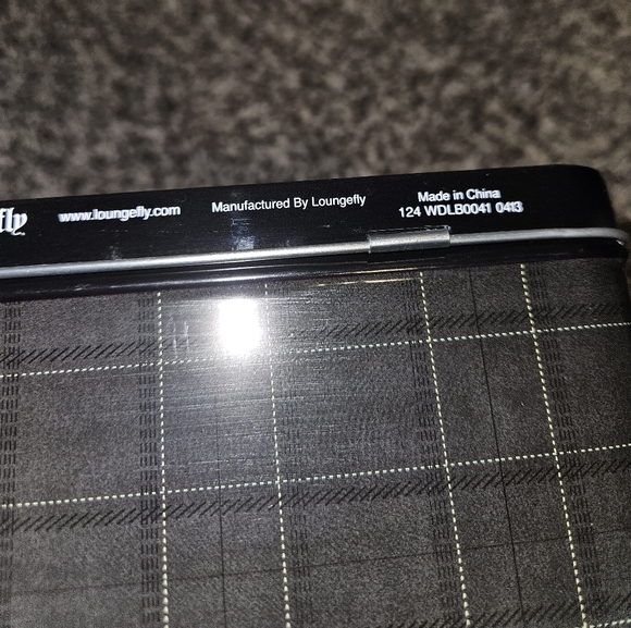 Loungefly Tinkerbell Grung Lunch Box - Picture 5 of 13